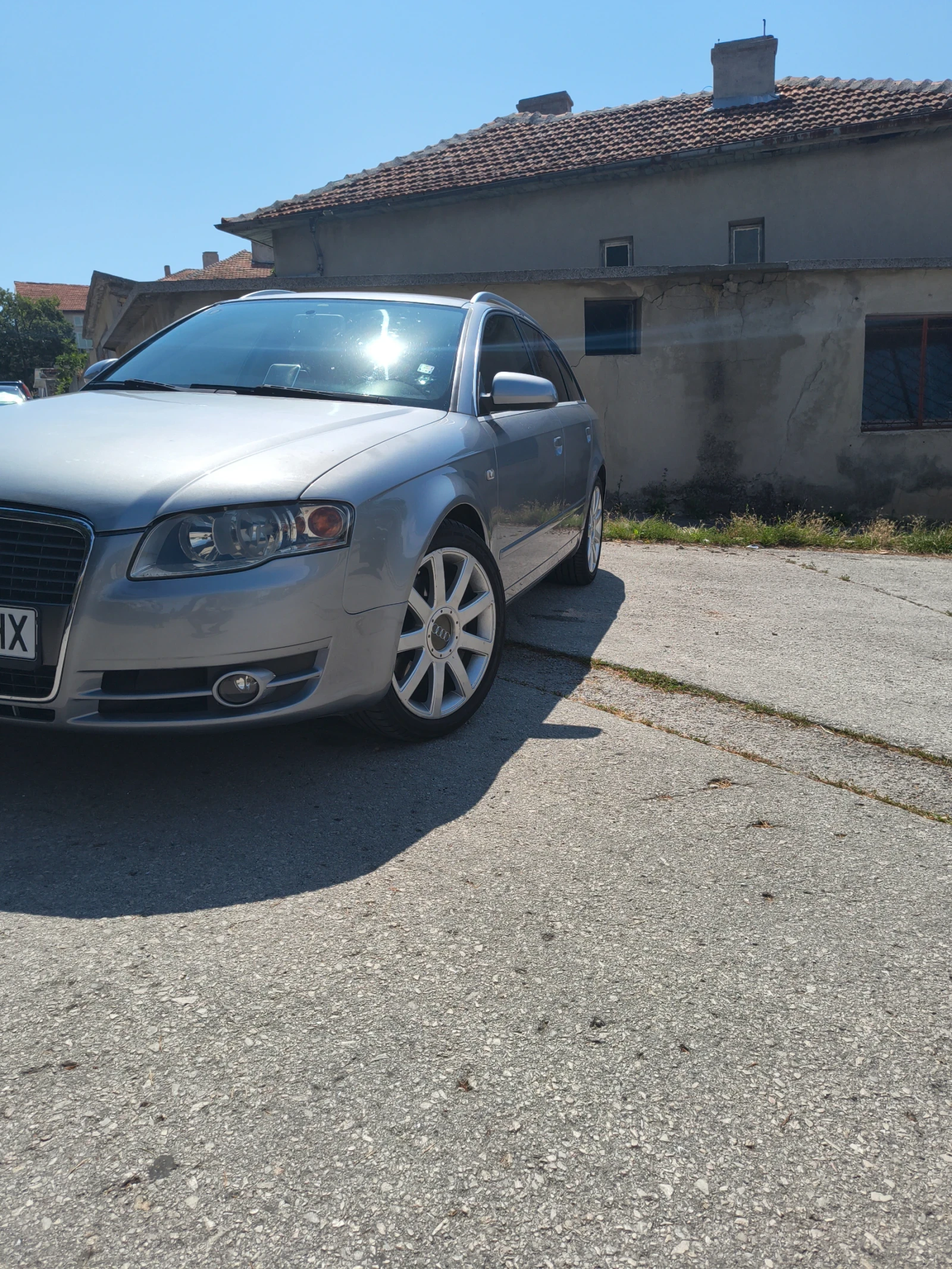 Audi A4 Avant, снимка 2 - Автомобили и джипове - 55432195