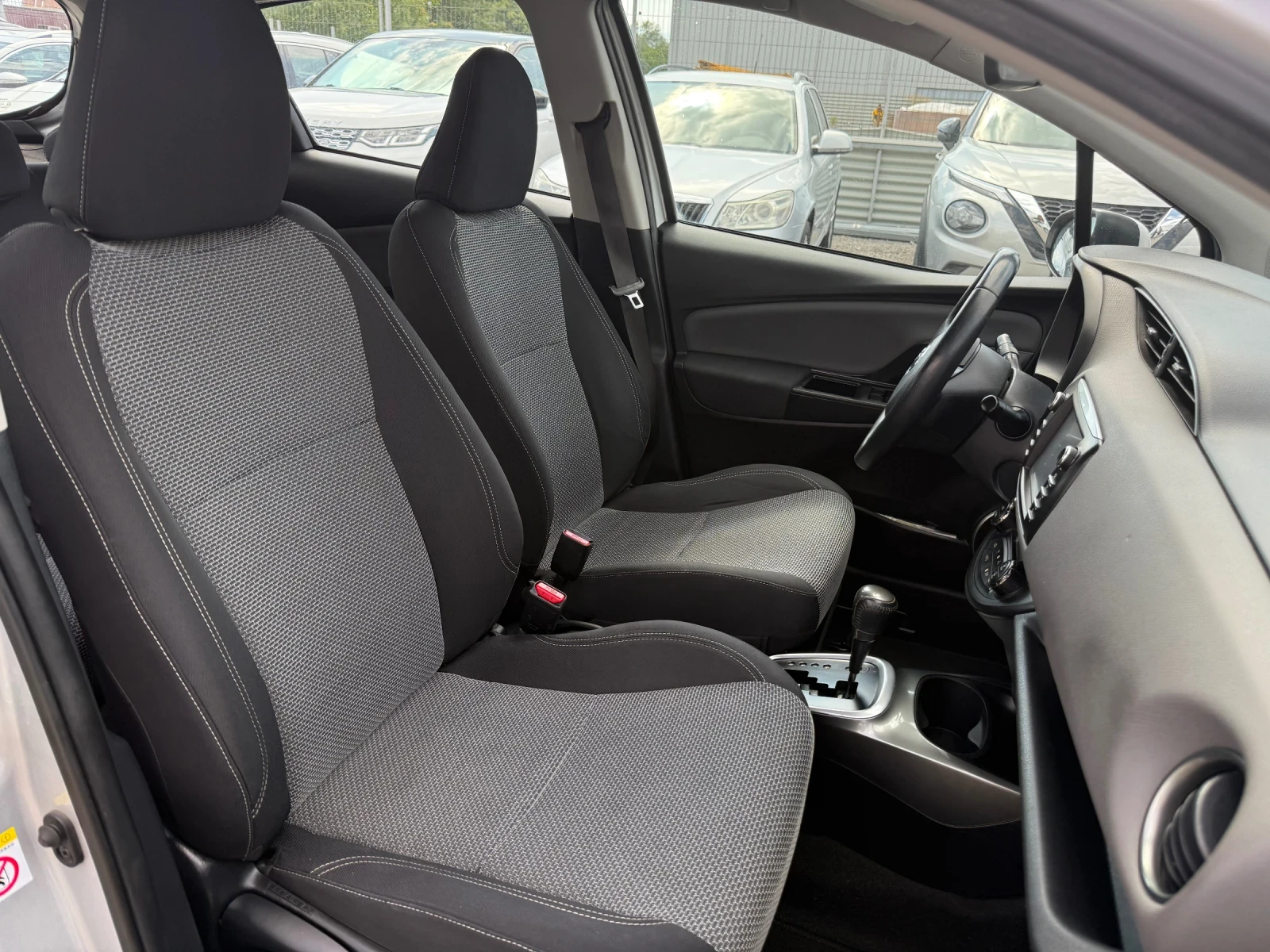 Toyota Yaris 1.5 Hybrid 101hp FACE LIFT | Mobile.bg � ����������� 9