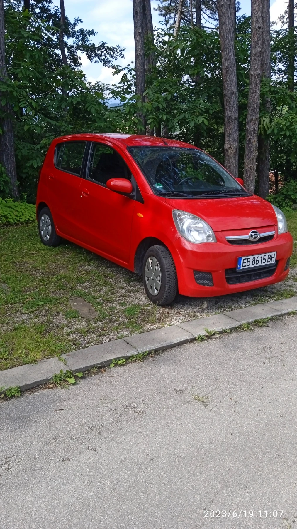 Daihatsu Cuore Бензин, снимка 2 - Автомобили и джипове - 55749504