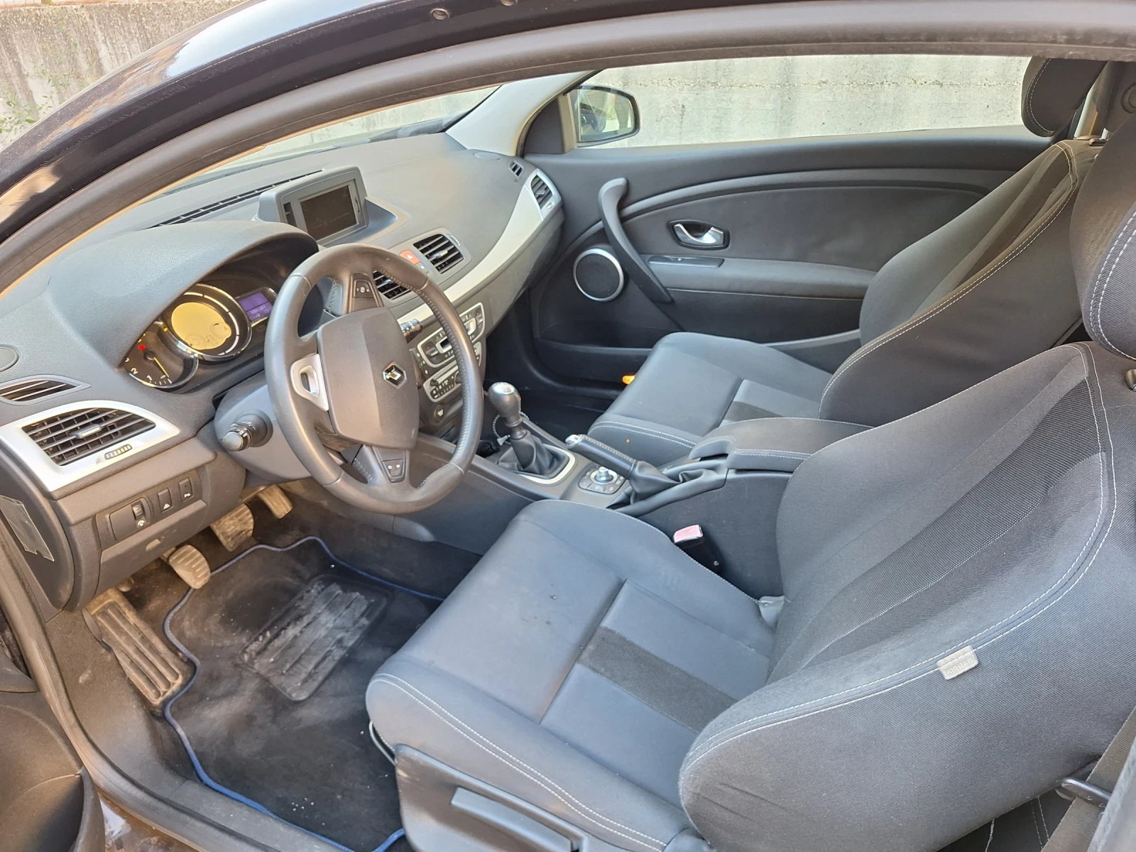 Renault Megane, снимка 8 - Автомобили и джипове - 56254566