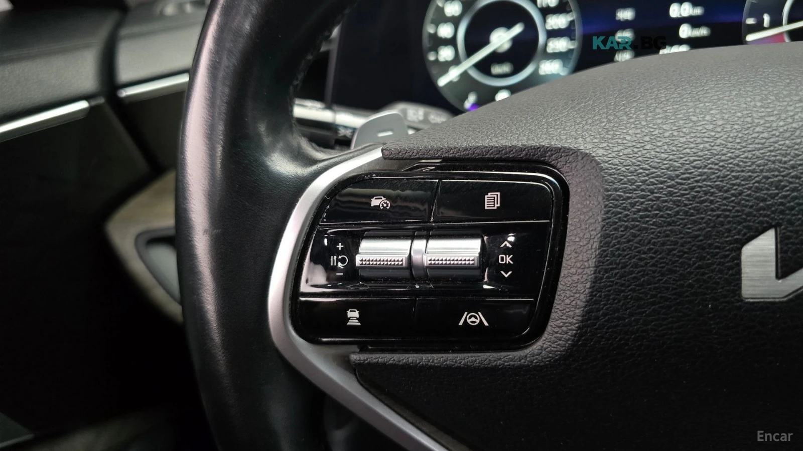Kia K8 КОЖА* ОБДУХВ* НАВИ* КАМЕРА, снимка 12 - Автомобили и джипове - 56291553