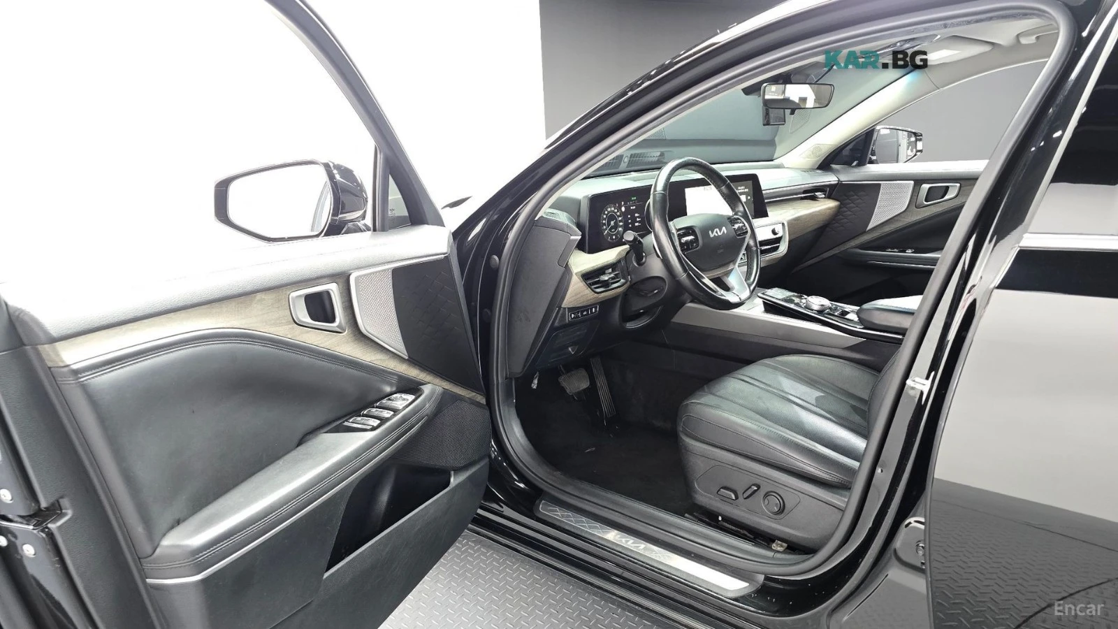 Kia K8 КОЖА* ОБДУХВ* НАВИ* КАМЕРА, снимка 8 - Автомобили и джипове - 56291553