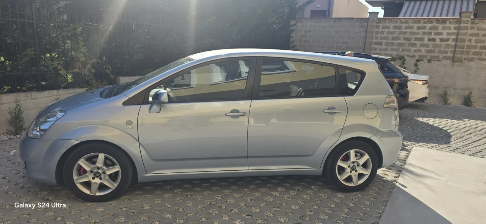 Toyota Verso, снимка 4 - Автомобили и джипове - 56442039