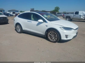 ������ Tesla Model X