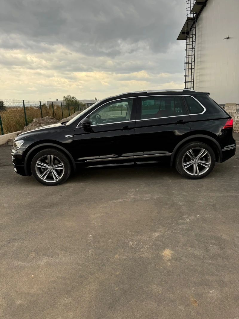 VW Tiguan 2.0 TDI* R line* Highline* 4MOTION* , снимка 7 - Автомобили и джипове - 47238080