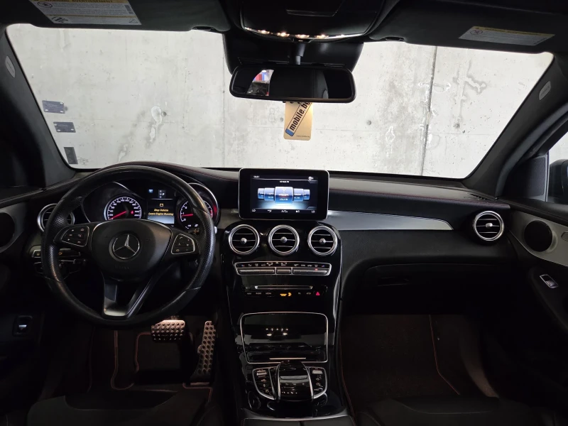 Mercedes-Benz GLC 43 AMG Оригинално 43 AMG, Нисък пробег! Като нова! , снимка 13 - Автомобили и джипове - 47863930