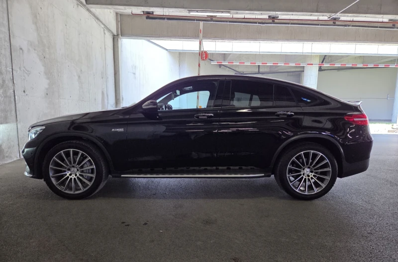 Mercedes-Benz GLC 43 AMG Оригинално 43 AMG, Нисък пробег! Като нова! , снимка 9 - Автомобили и джипове - 47863930