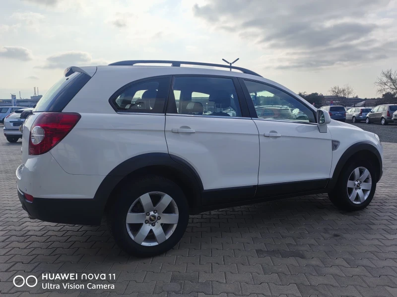 Chevrolet Captiva 2.0D 7местна , снимка 4 - Автомобили и джипове - 49169544