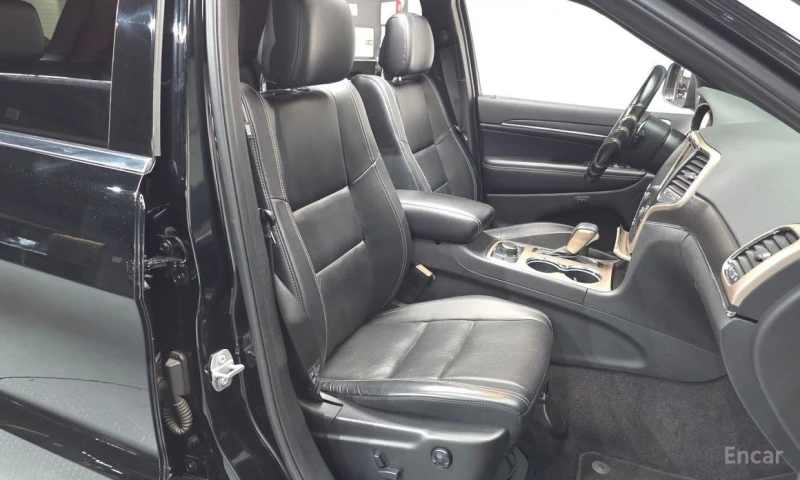 Jeep Grand cherokee, снимка 10 - Автомобили и джипове - 53192522