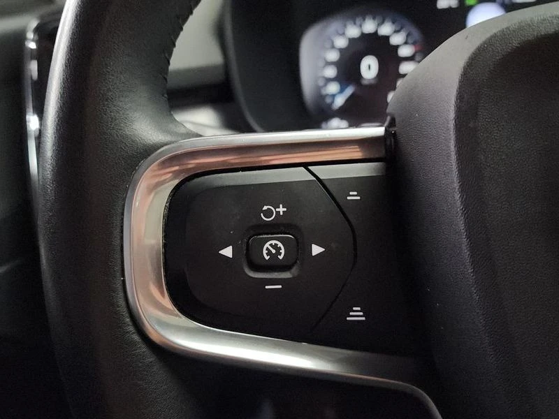 Volvo XC40 * БЕЗИНЦИДЕНТИ* ЦЕНАДОБГ* , снимка 15 - Автомобили и джипове - 55584087