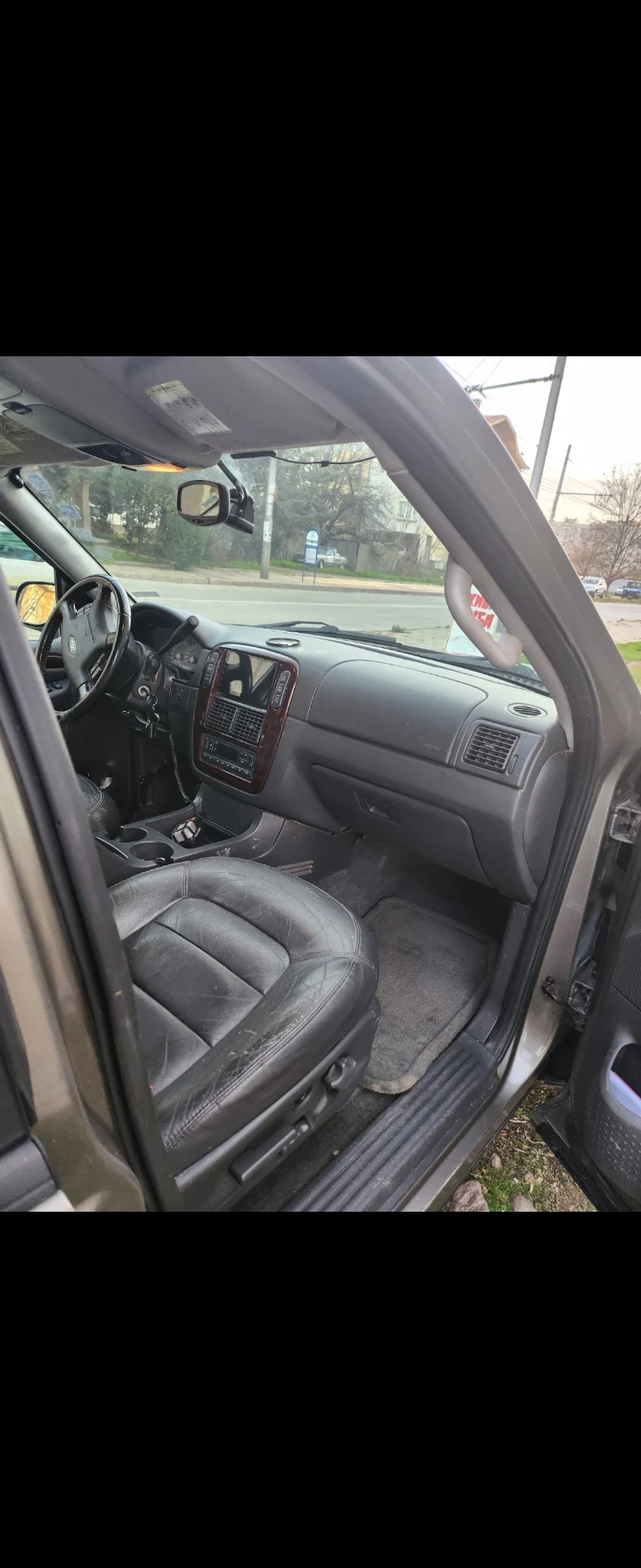 Ford Explorer 4.6, снимка 7 - Автомобили и джипове - 56259782