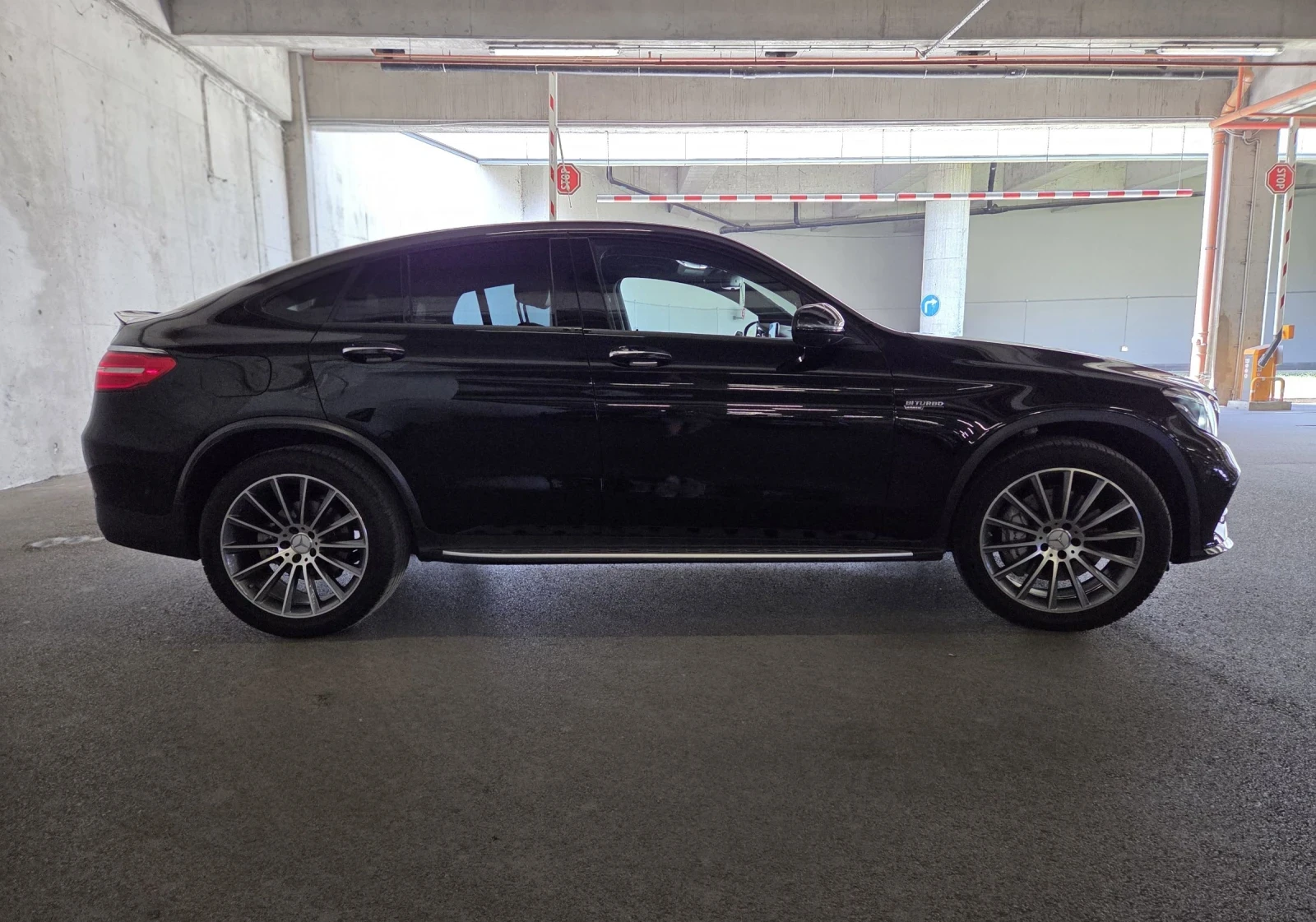 Mercedes-Benz GLC 43 AMG Оригинално 43 AMG, Нисък пробег! Като нова!  - изображение 4