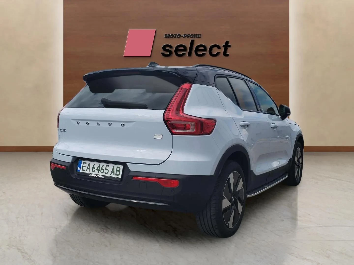 Volvo XC40 79 kWh - изображение 6