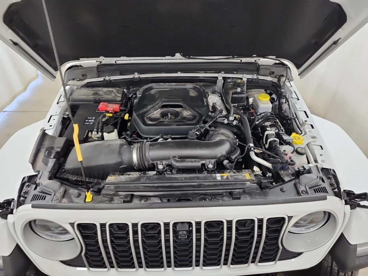 Jeep Wrangler *  *    *   *  | Mobile.bg   16