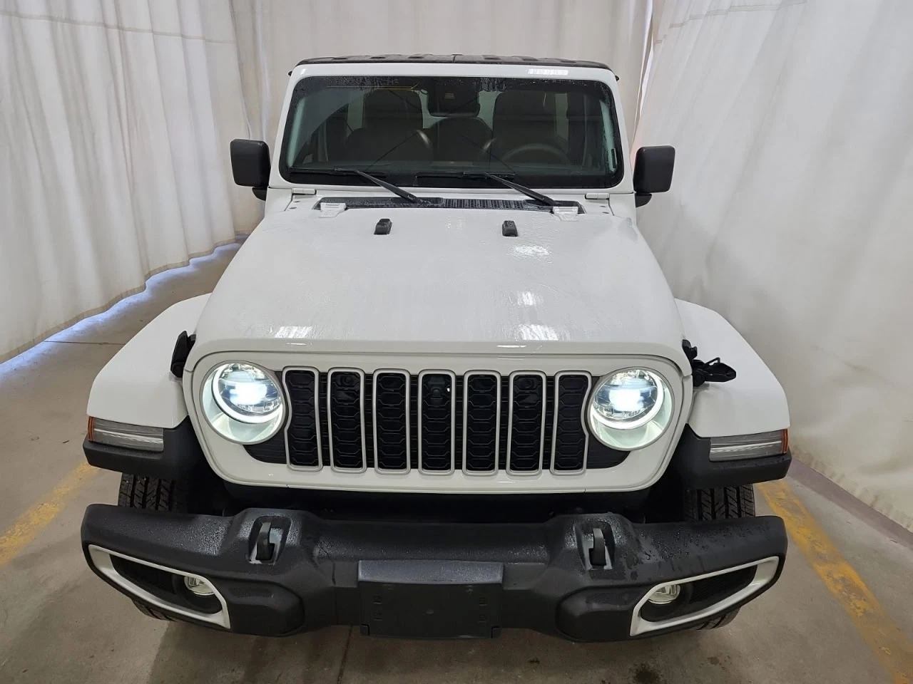Jeep Wrangler * АВТО КРЕДИТ* ЦЕНА ДО БГ * Сервизна история *  - изображение 2