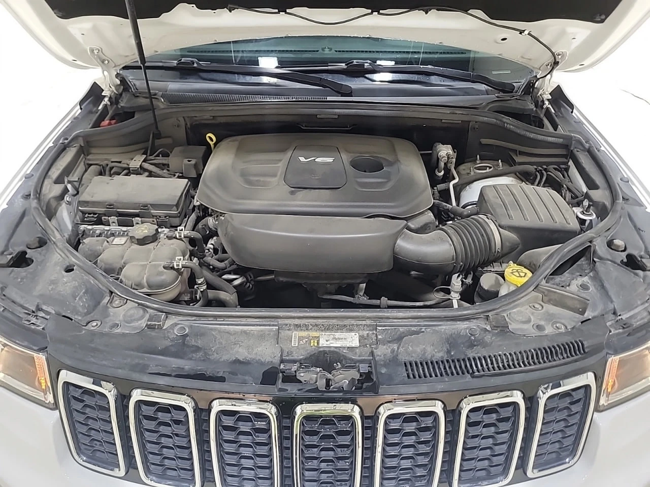 Jeep Grand cherokee *  *    *   *  | Mobile.bg   14