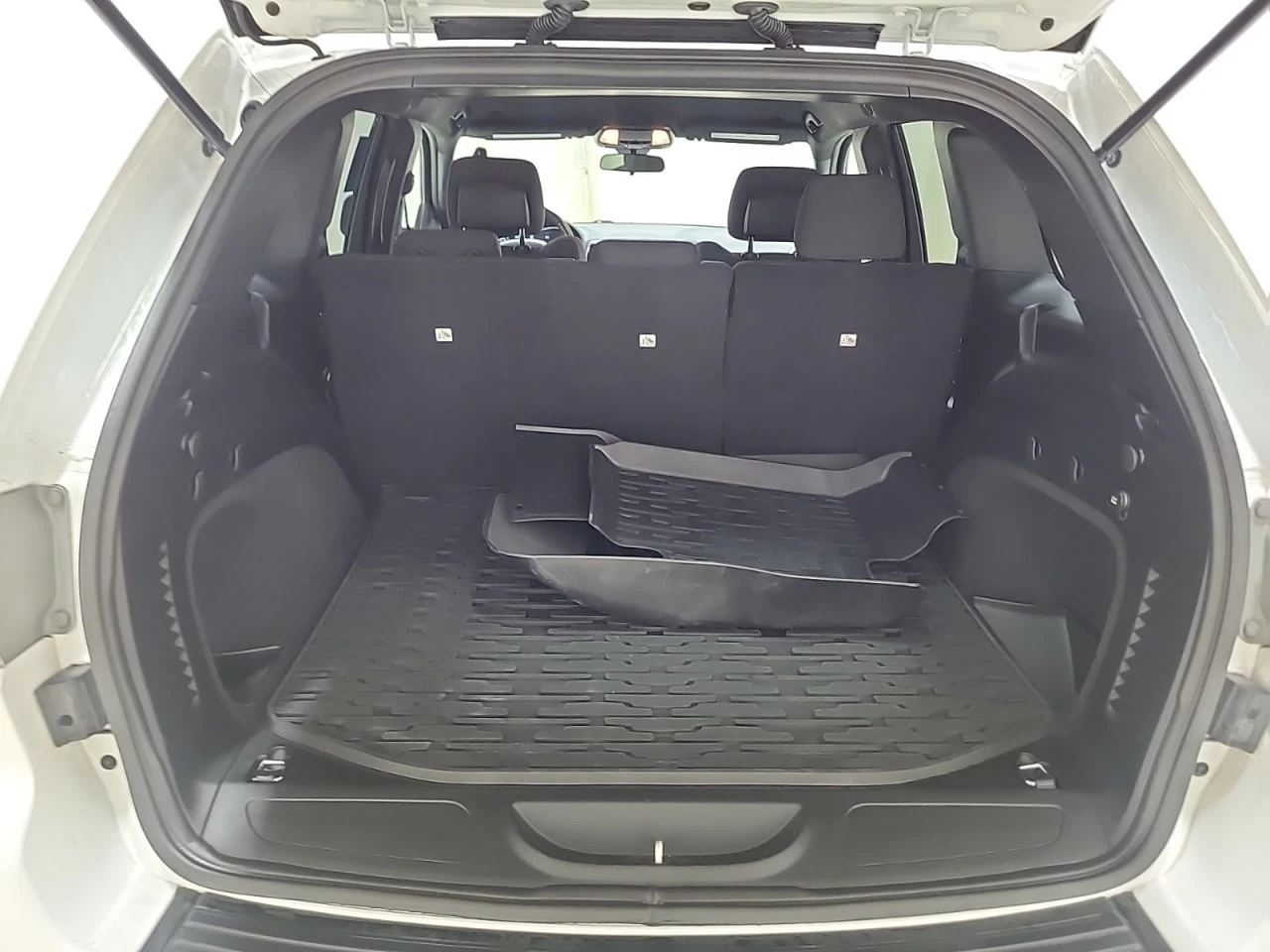 Jeep Grand cherokee *  *    *   *  | Mobile.bg   13