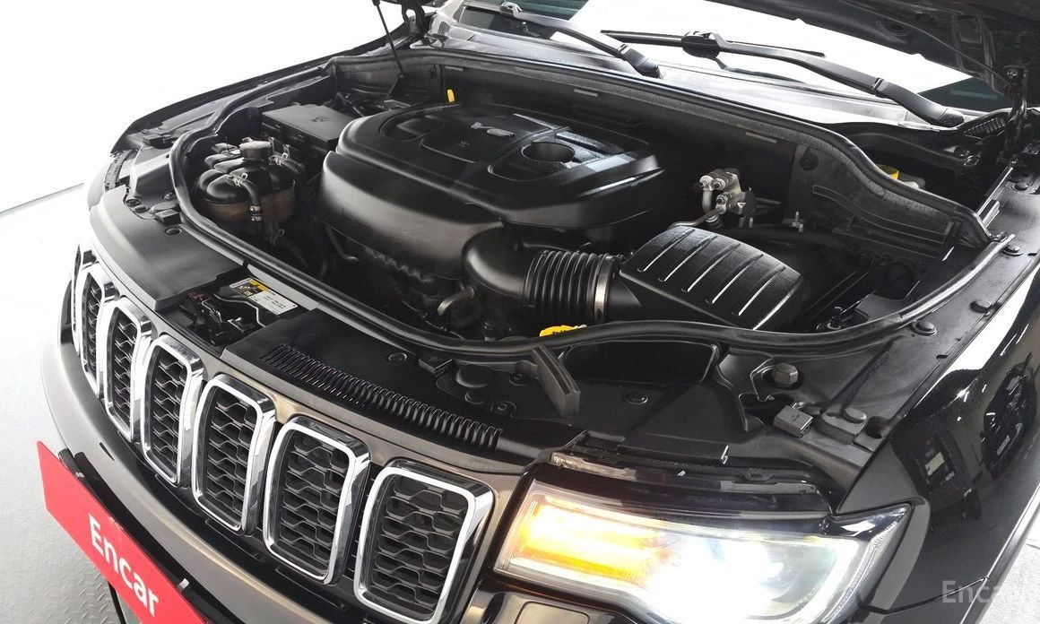 Jeep Grand cherokee  - изображение 6