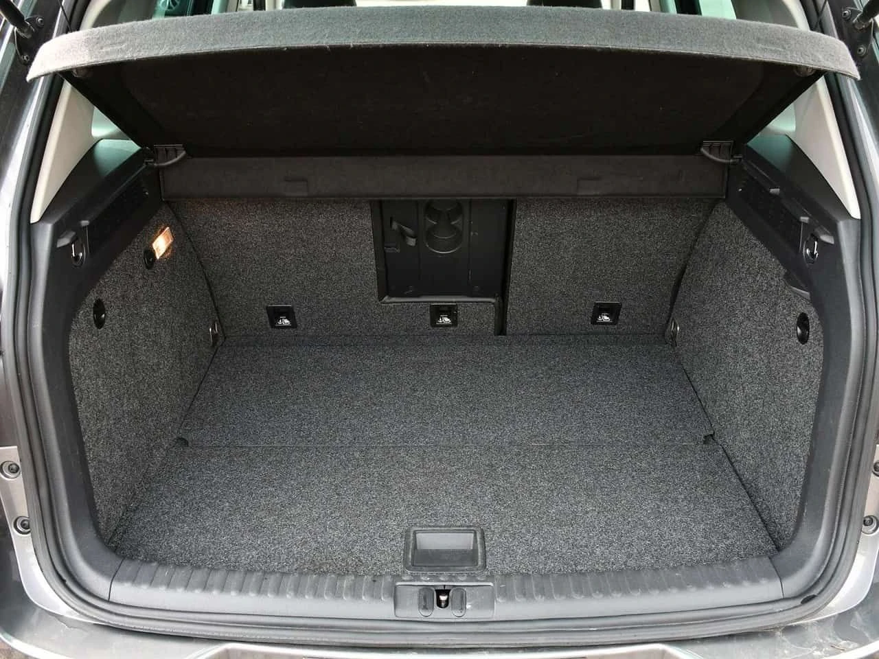 VW Tiguan * ���������� * ������ ���������������� | Mobile.bg � ����������� 17