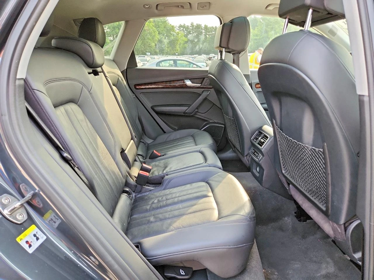 Audi Q5 2.0l Premium Plus, снимка 11 - Автомобили и джипове - 55802392