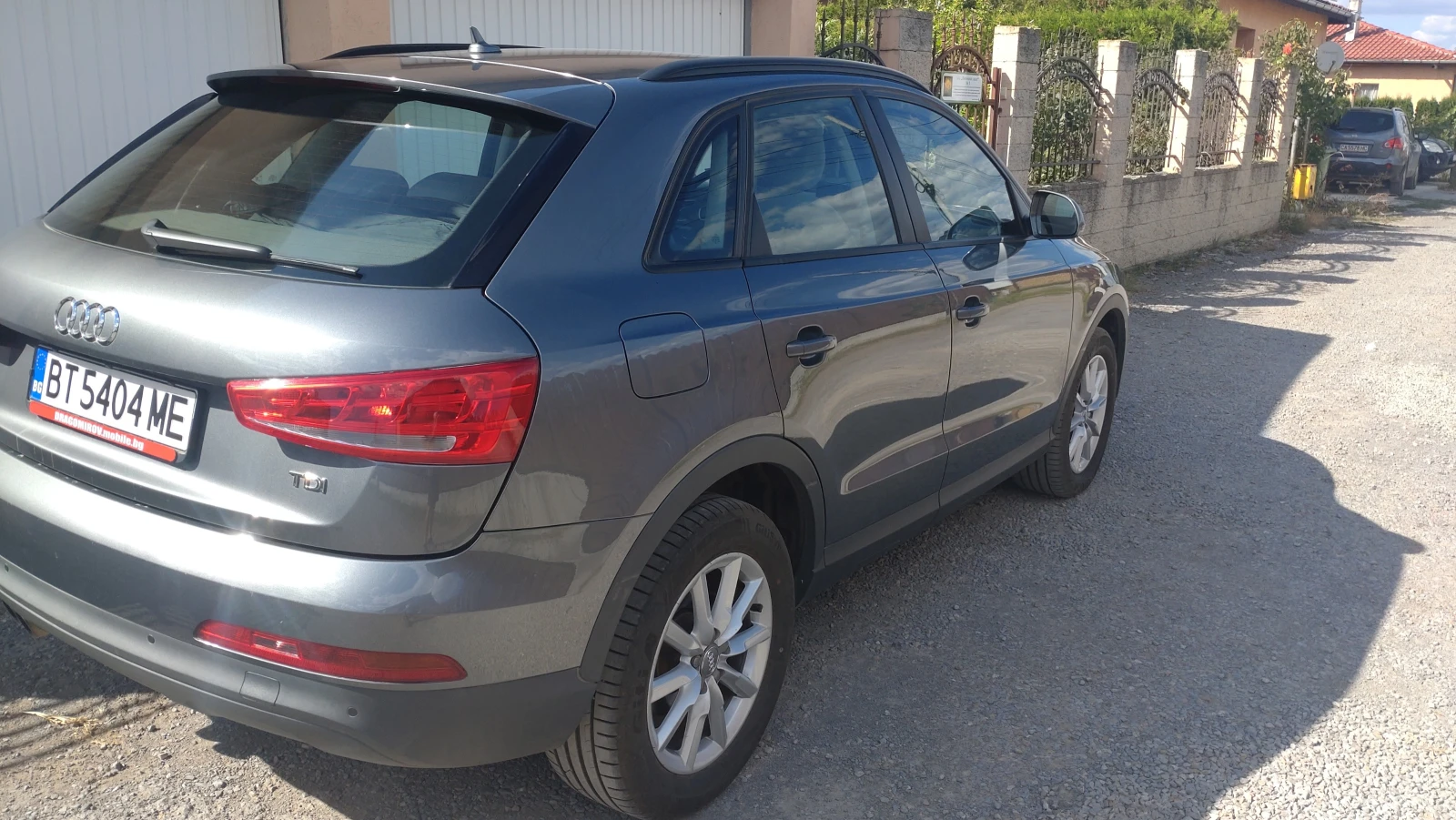 Audi Q3 2.0TDI, снимка 7 - Автомобили и джипове - 56103865