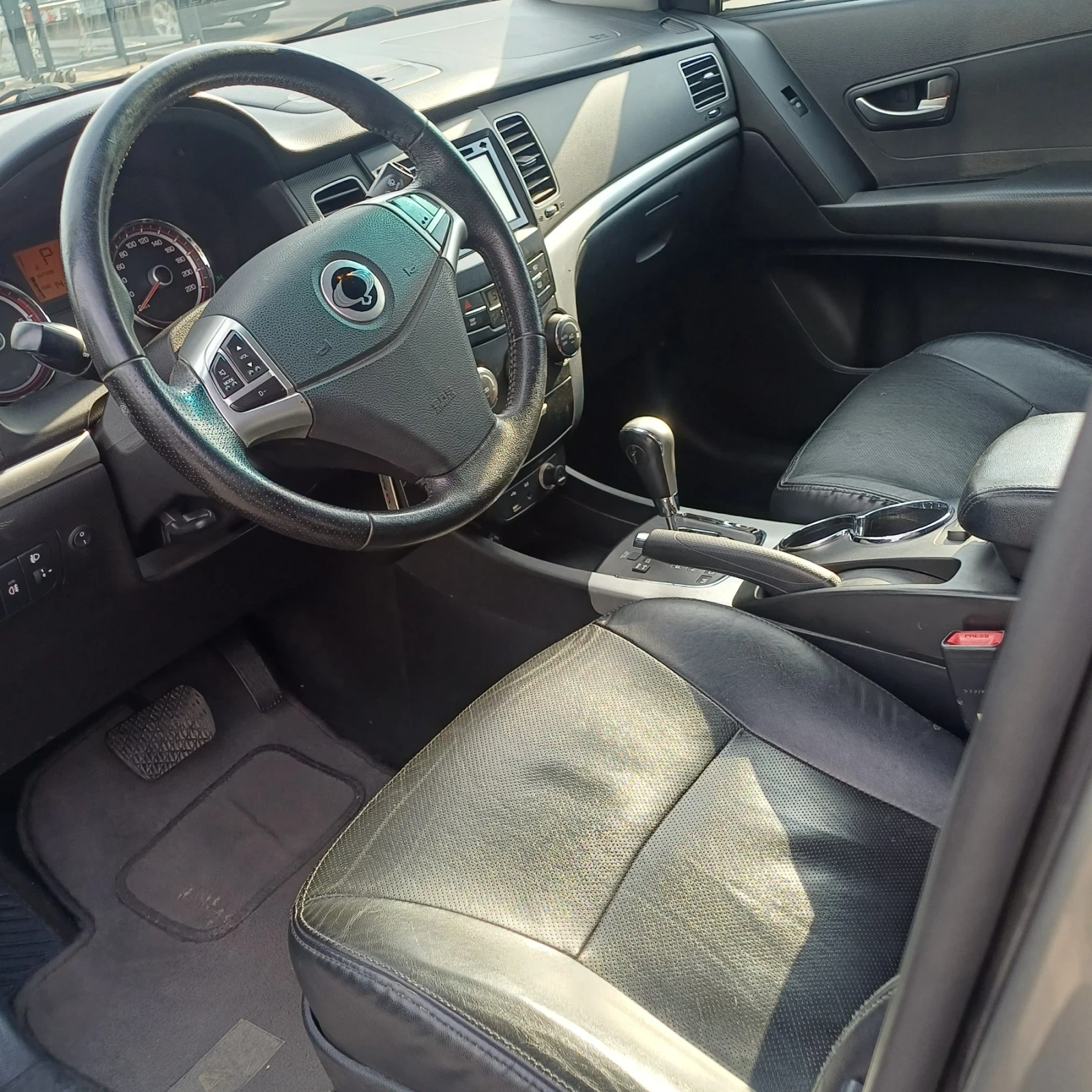 SsangYong Korando Korando D20T 4?4 autotatik CH, снимка 10 - Автомобили и джипове - 56171120