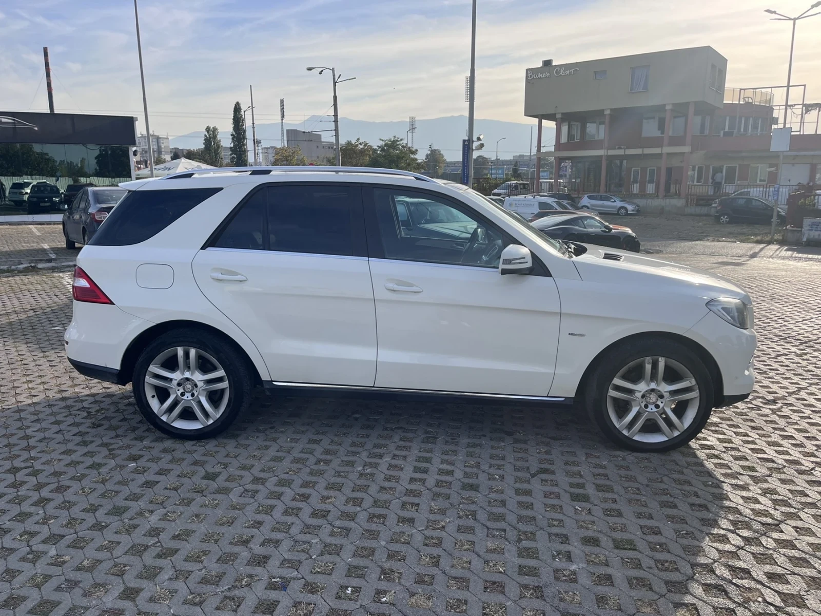 Mercedes-Benz ML 350, снимка 13 - Автомобили и джипове - 56397080
