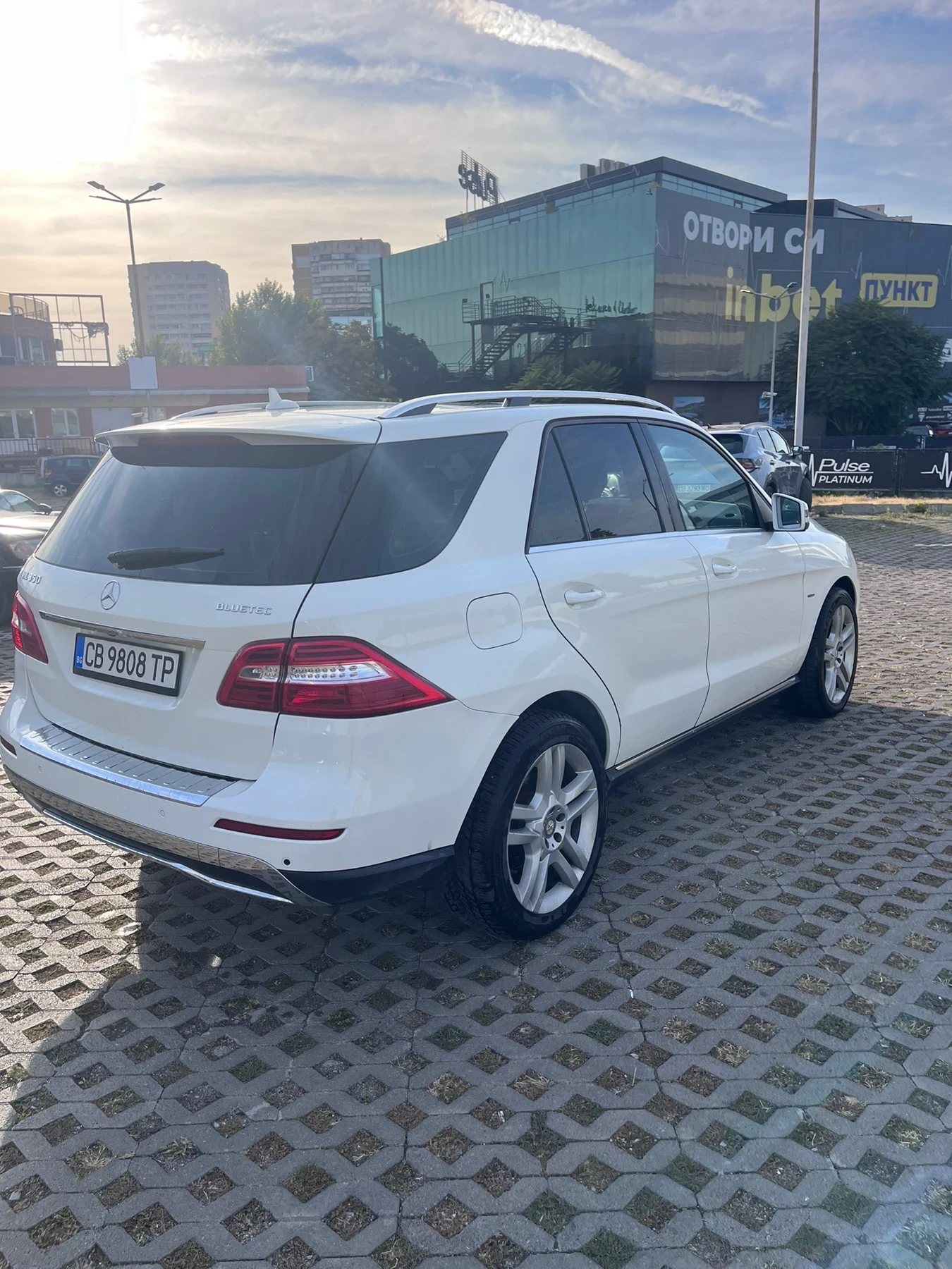Mercedes-Benz ML 350, снимка 3 - Автомобили и джипове - 56397080