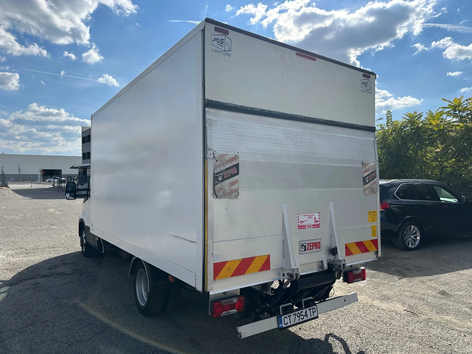 Iveco Daily ПАДАЩ БОРД / HI MATIC / 8ПАЛ, снимка 4 - Бусове и автобуси - 53366865