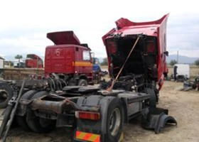 Scania 124 LA на части, снимка 4