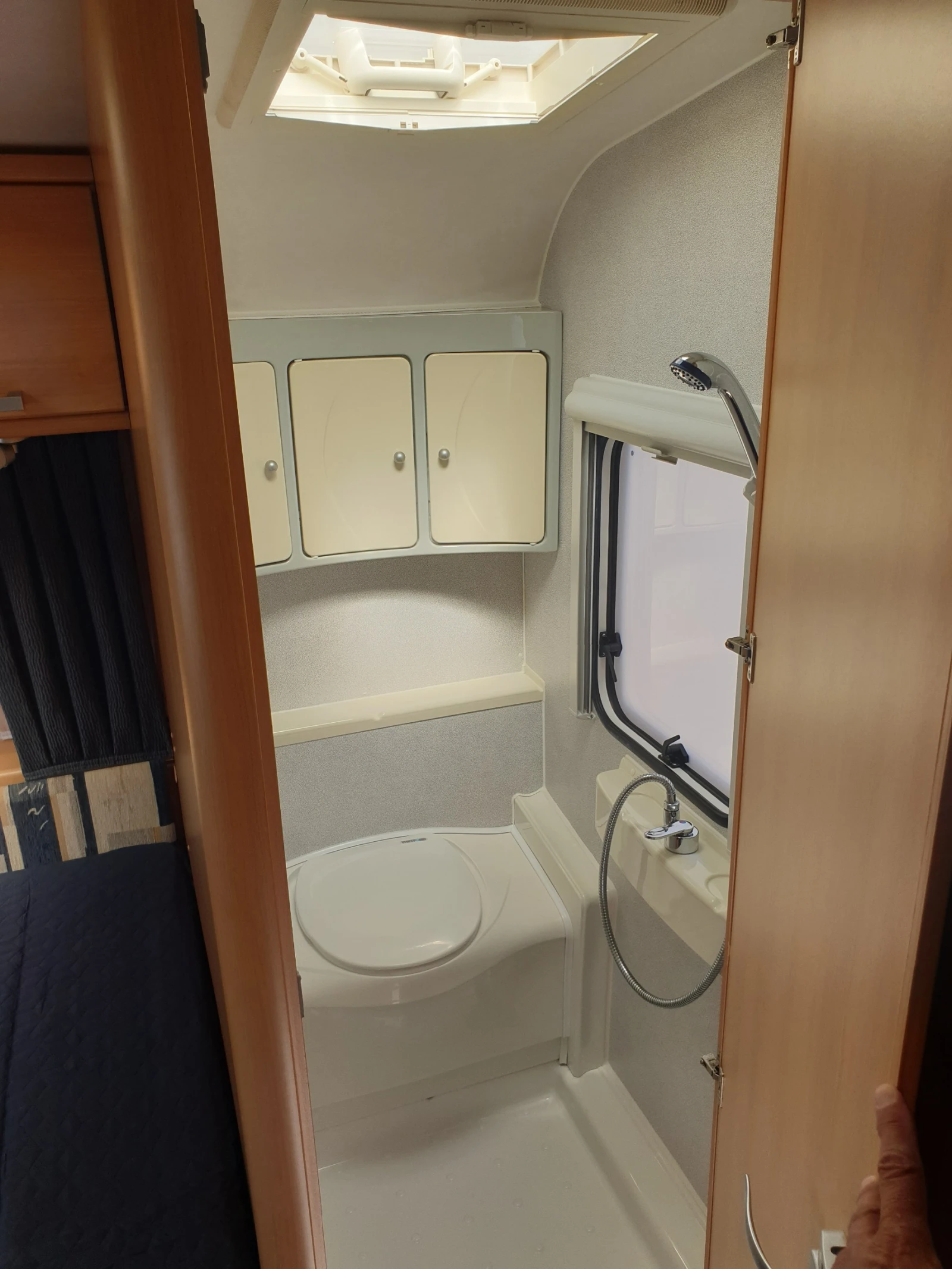  TEC TRAVEL KING 690 MDK | Mobile.bg   17