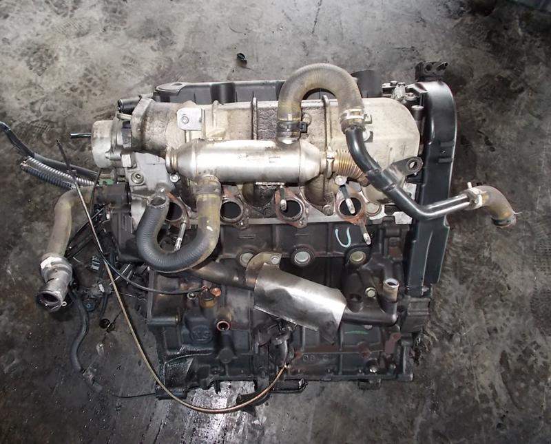 Двигател за Peugeot 307, снимка 2 - Части - 17040540