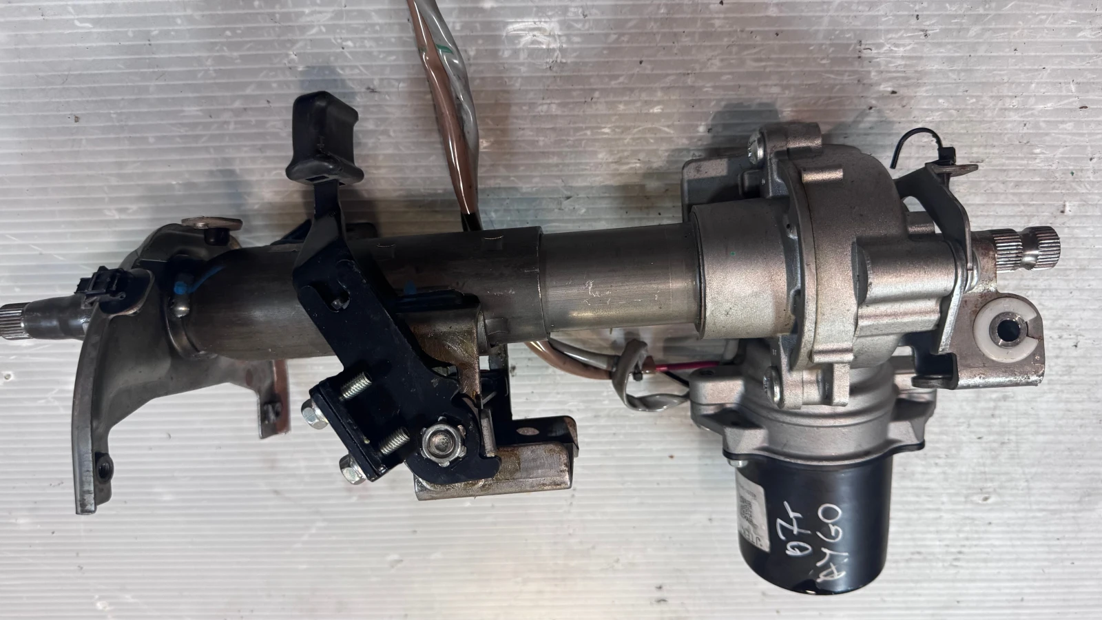    /       Toyota Aygo  - 9Y240447 / 45250-0H011-00 | Mobile.bg   1