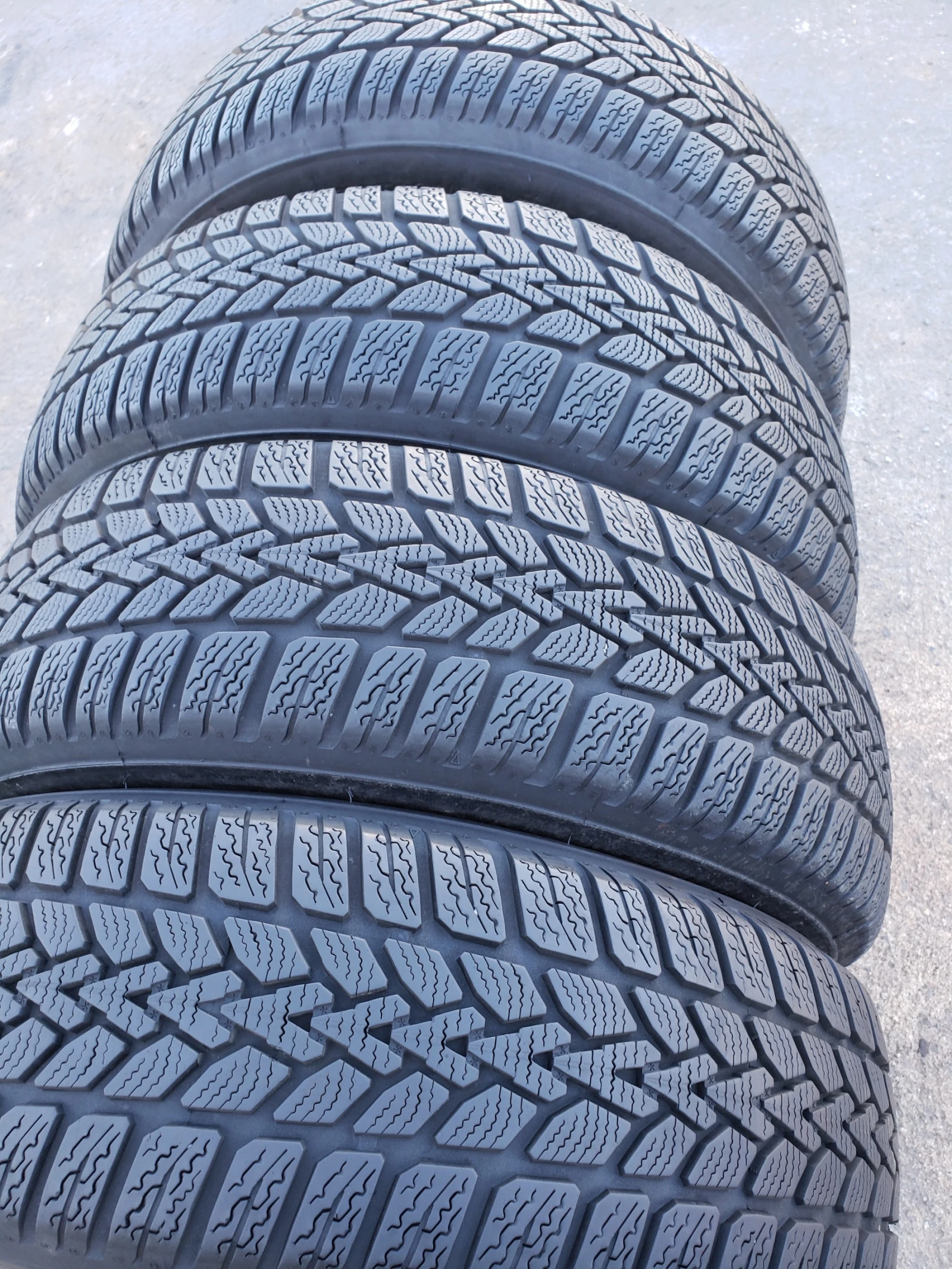 Гуми Зимни 185/65R15, снимка 3 - Гуми и джанти - 56001661