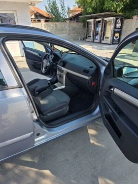 Opel Astra 1.9 CDTI, снимка 12