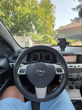 Opel Astra 1.9 CDTI, снимка 14