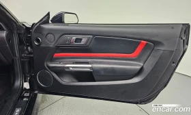 Ford Mustang GT Coupe, снимка 15