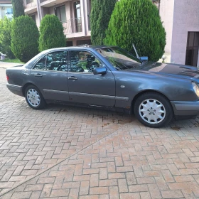Mercedes-Benz E 320 | Mobile.bg    13