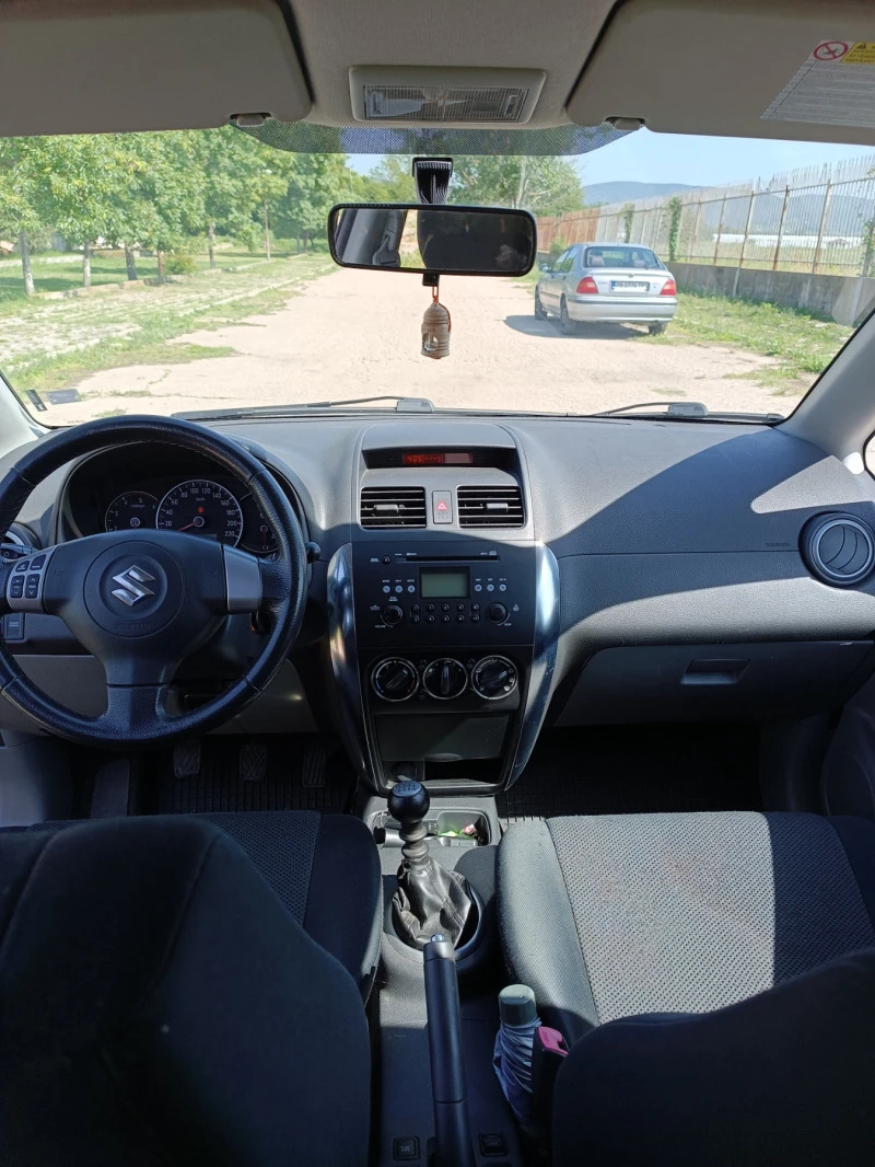 Suzuki SX4, снимка 7 - Автомобили и джипове - 48315892