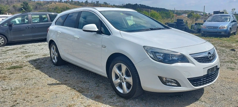 Opel Astra 1.6i-180к.с, снимка 3 - Автомобили и джипове - 47159548