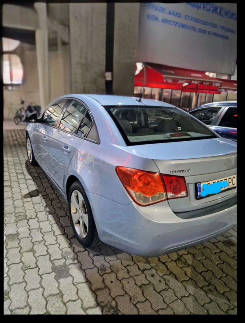 Chevrolet Cruze 1, 8- LPG, снимка 4 - Автомобили и джипове - 47508632