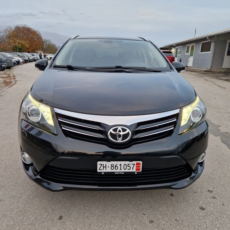 Toyota Avensis 2.0i FULL ШВЕЙЦАРИЯ, снимка 2 - Автомобили и джипове - 47919743