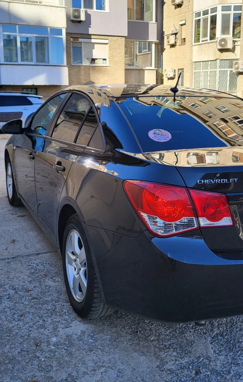 Chevrolet Cruze 1.8 i GPL, снимка 16 - Автомобили и джипове - 47902949