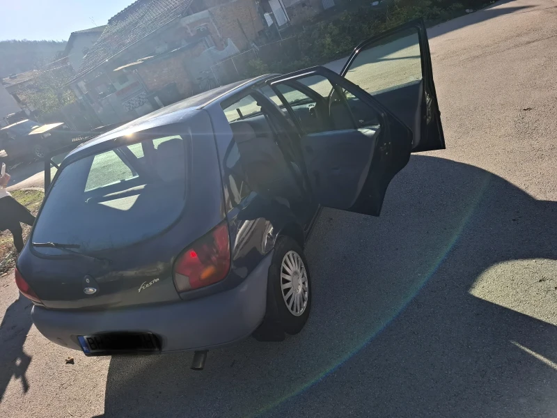Ford Fiesta Дизел Климатик , снимка 6 - Автомобили и джипове - 52449410