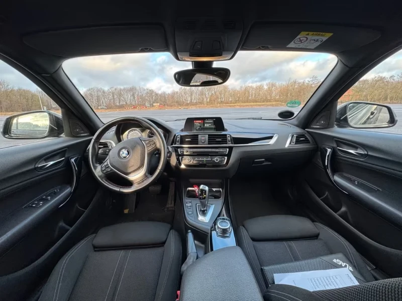 BMW 120 Lim 2.0d Aut. 190PS Edition Sport Shadow DK, снимка 8 - Автомобили и джипове - 53138014