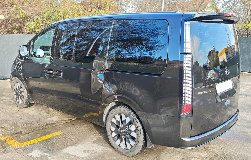 Hyundai Staria Premium, снимка 7 - Автомобили и джипове - 53393162