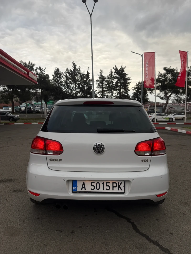 VW Golf, снимка 4 - Автомобили и джипове - 53586835
