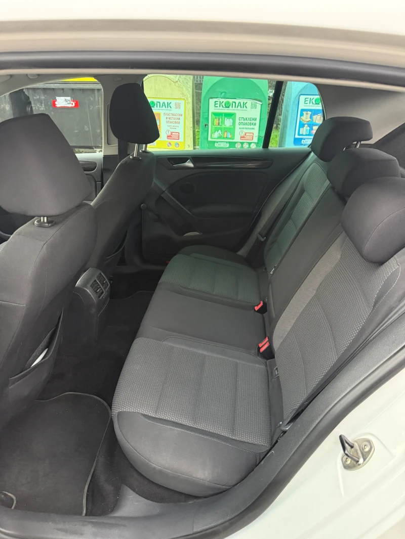 VW Golf, снимка 8 - Автомобили и джипове - 53586835