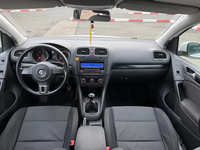 VW Golf, снимка 5 - Автомобили и джипове - 53586835