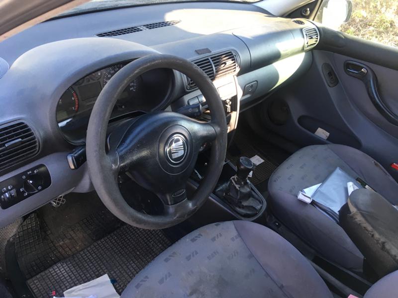 Seat Leon 1.4 16v, снимка 3 - Автомобили и джипове - 27051564